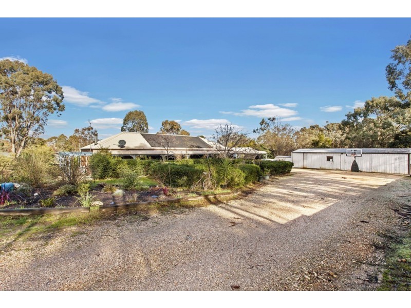 4 Dempsey Road, Seymour VIC 3660
