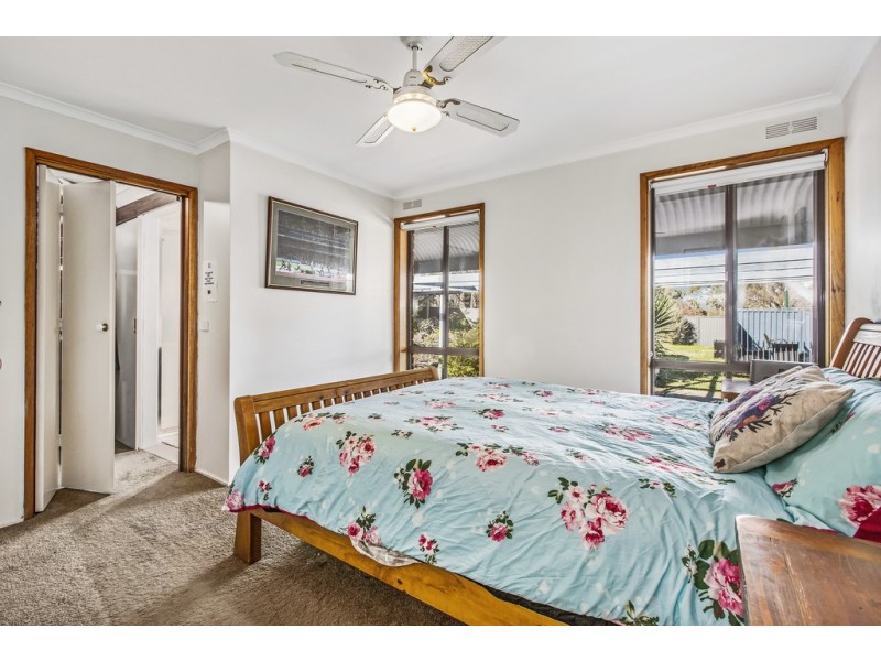 4 Dempsey Road, Seymour VIC 3660