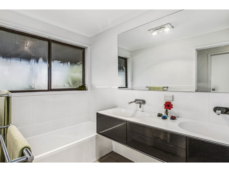 4 Dempsey Road, Seymour VIC 3660