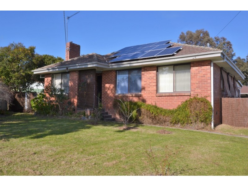 51 Morison Crescent, Seymour VIC 3660