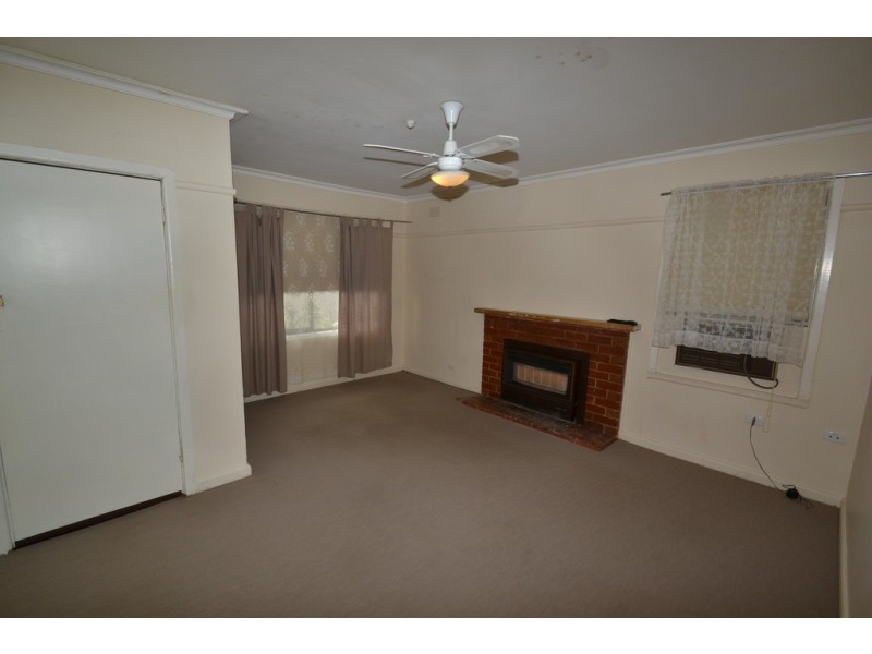 51 Morison Crescent, Seymour VIC 3660