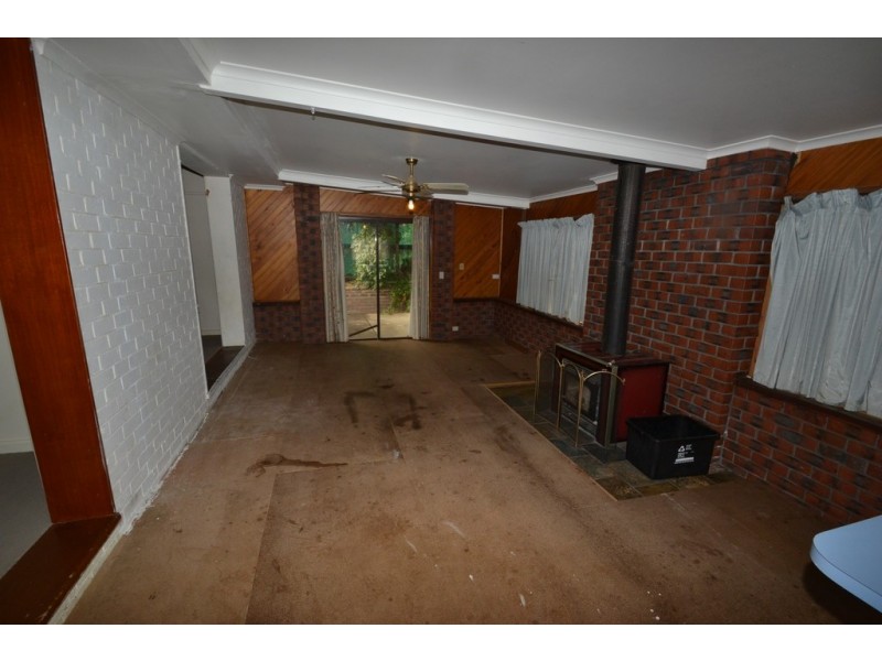 51 Morison Crescent, Seymour VIC 3660