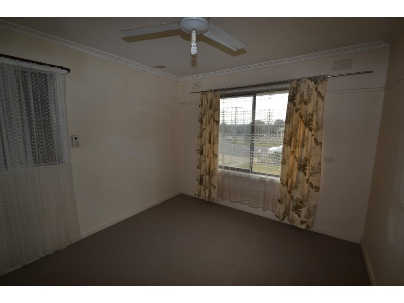 51 Morison Crescent, Seymour VIC 3660