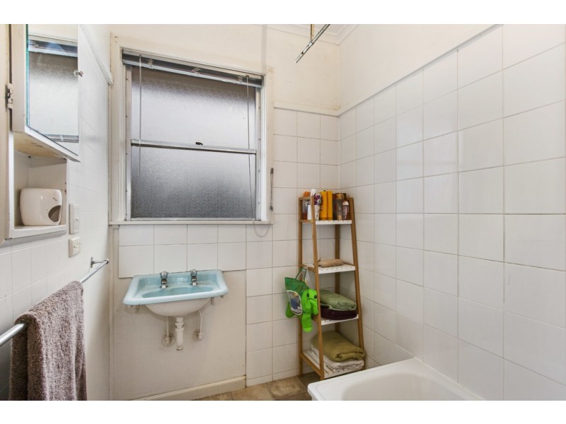 58 Chisholm Crescent, Seymour VIC 3660
