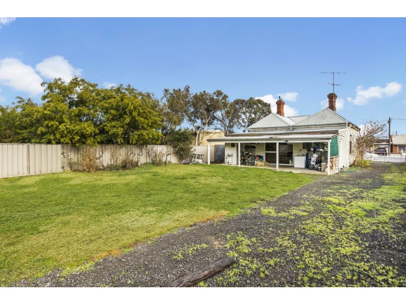 12 Mentor Street, Seymour VIC 3660