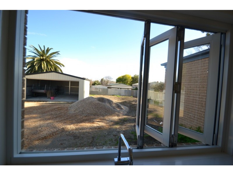 3A Collas Street, Seymour VIC 3660