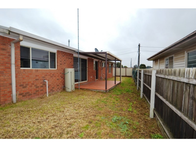 1/2 Parry Street, Seymour VIC 3660