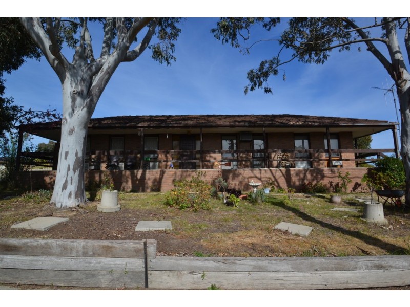 1 Rose Avenue, Seymour VIC 3660