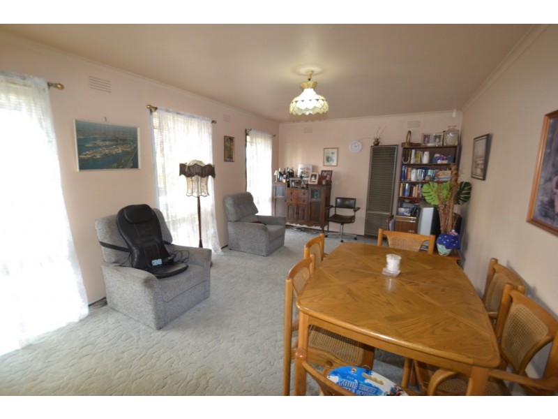 1 Rose Avenue, Seymour VIC 3660