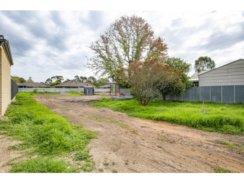 2 Elizabeth Street, Euroa VIC 3666