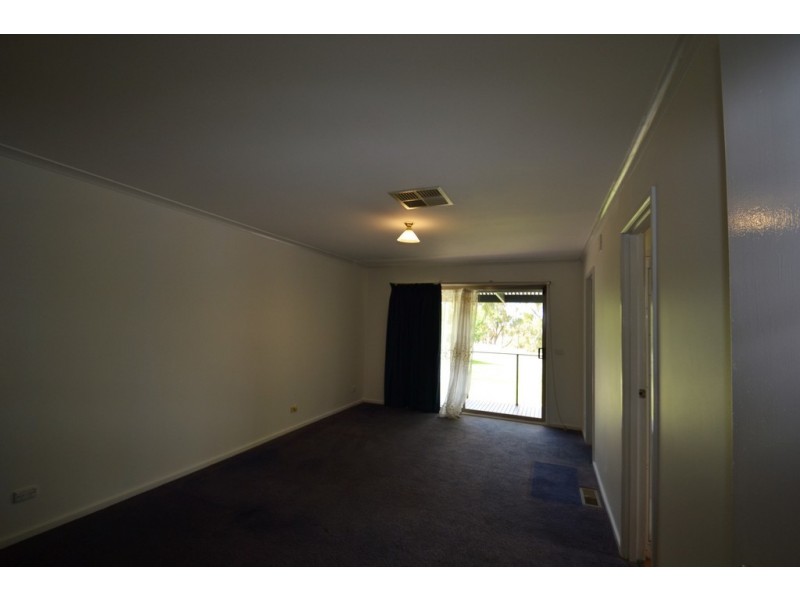 14 Delhi Street, Seymour VIC 3660