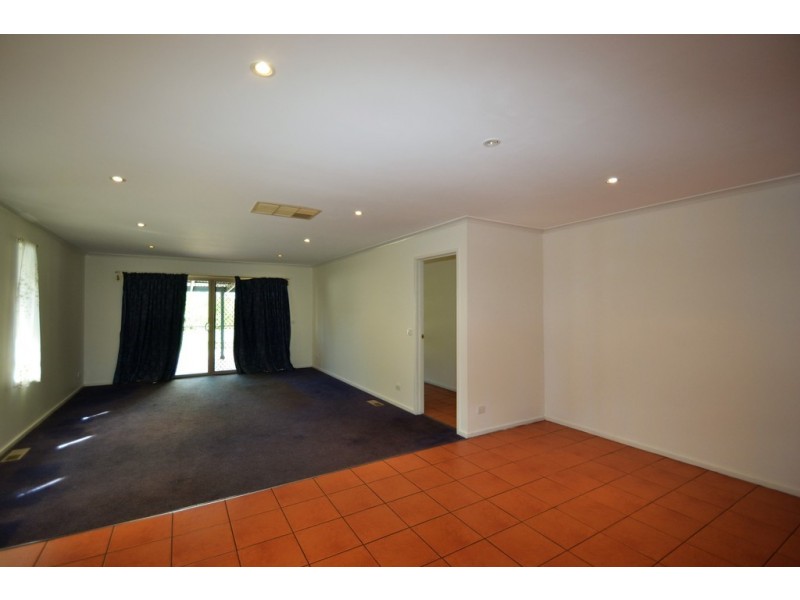 14 Delhi Street, Seymour VIC 3660