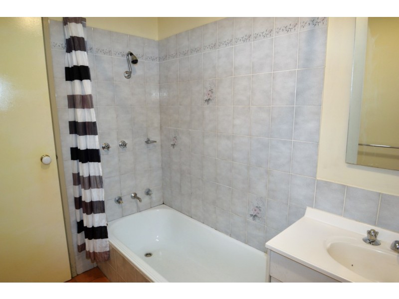 14 Delhi Street, Seymour VIC 3660