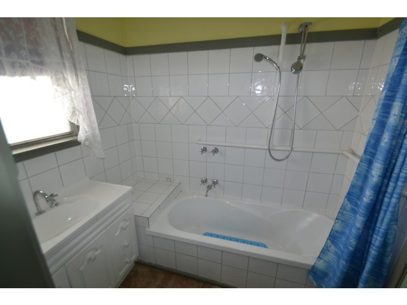 185 Anzac Avenue, Seymour VIC 3660