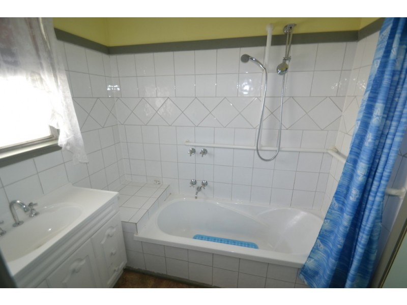 185 Anzac Avenue, Seymour VIC 3660