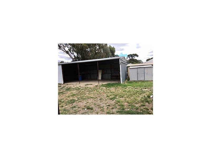 210 Highlands Road, Seymour VIC 3660