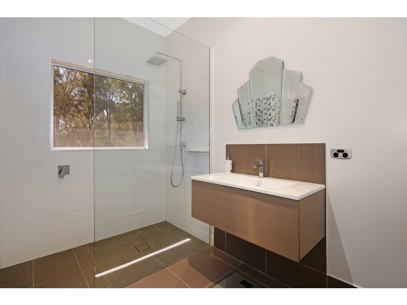 44 Golf Course Road, Euroa VIC 3666