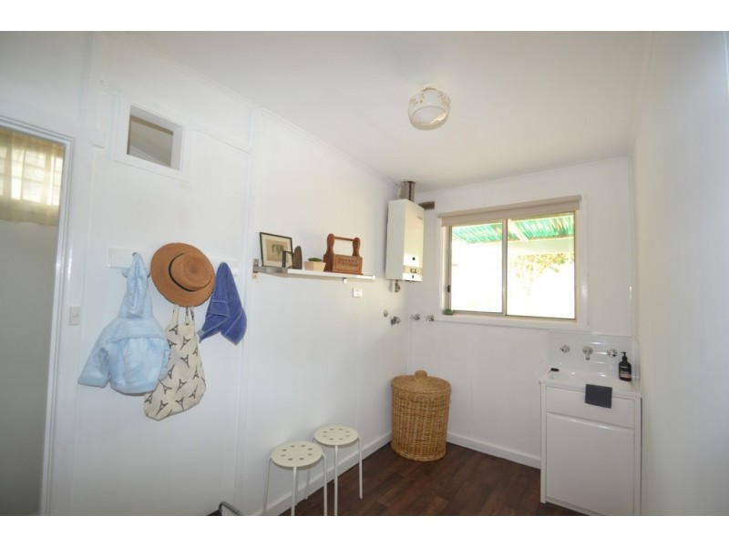 152 Anzac Avenue, Seymour VIC 3660