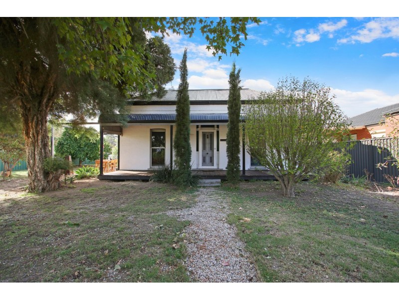 18 Sevens Ave, Euroa VIC 3666