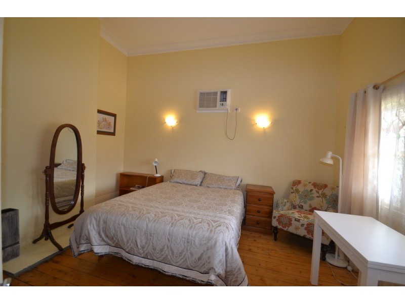 36 Anzac Avenue, Seymour VIC 3660