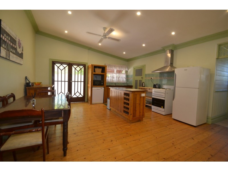 36 Anzac Avenue, Seymour VIC 3660