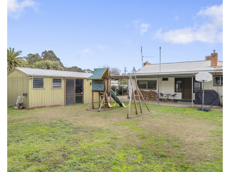 4 Holland Street, Euroa VIC 3666