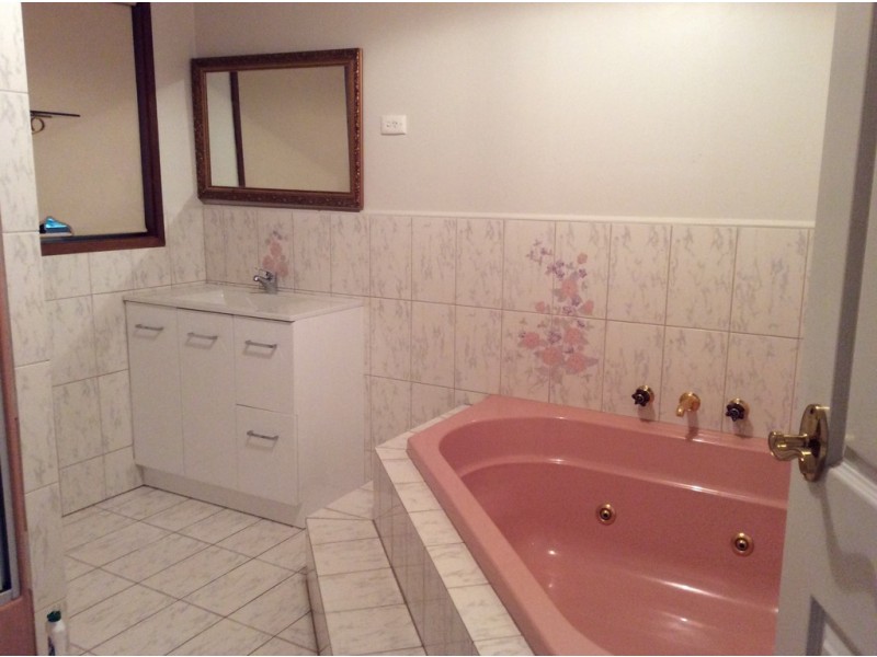 8327 Goulburn Valley Highway, Trawool VIC 3660