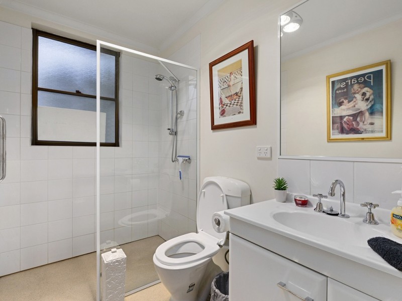 5 Chisholm Crescent, Seymour VIC 3660