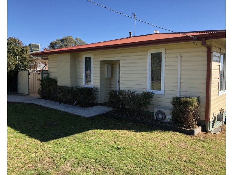 6 Perrin Street, Seymour VIC 3660
