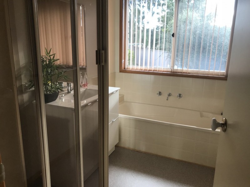 5 Heffey Court, Seymour VIC 3660