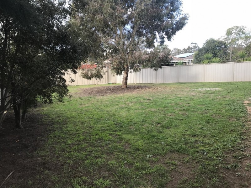 5 Heffey Court, Seymour VIC 3660