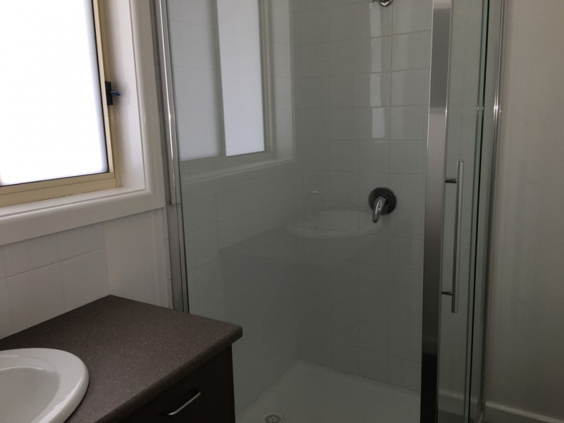 9 Dowling Avenue, Seymour VIC 3660