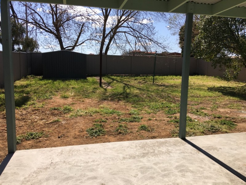 9 Dowling Avenue, Seymour VIC 3660