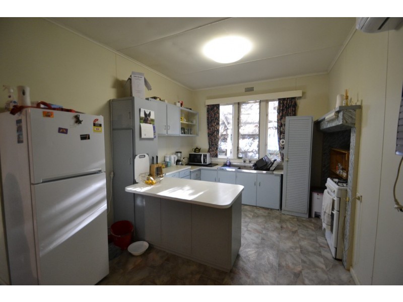 32 Tristan Street, Seymour VIC 3660