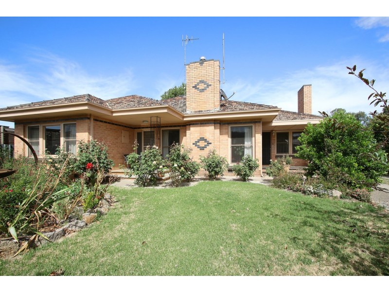6 Mansfield Road, Euroa VIC 3666