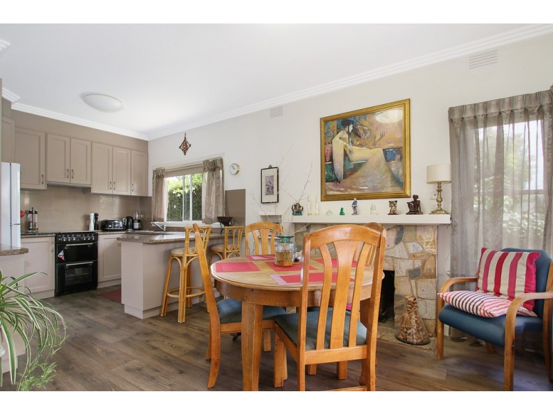 6 Mansfield Road, Euroa VIC 3666