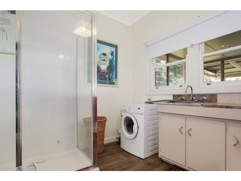 6 Mansfield Road, Euroa VIC 3666