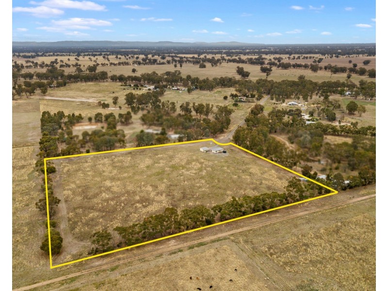 52 Tracey Court, Miepoll VIC 3666