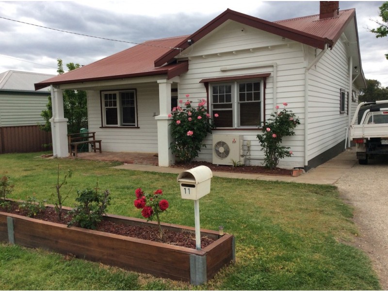 11 Abdullah Road, Seymour VIC 3660