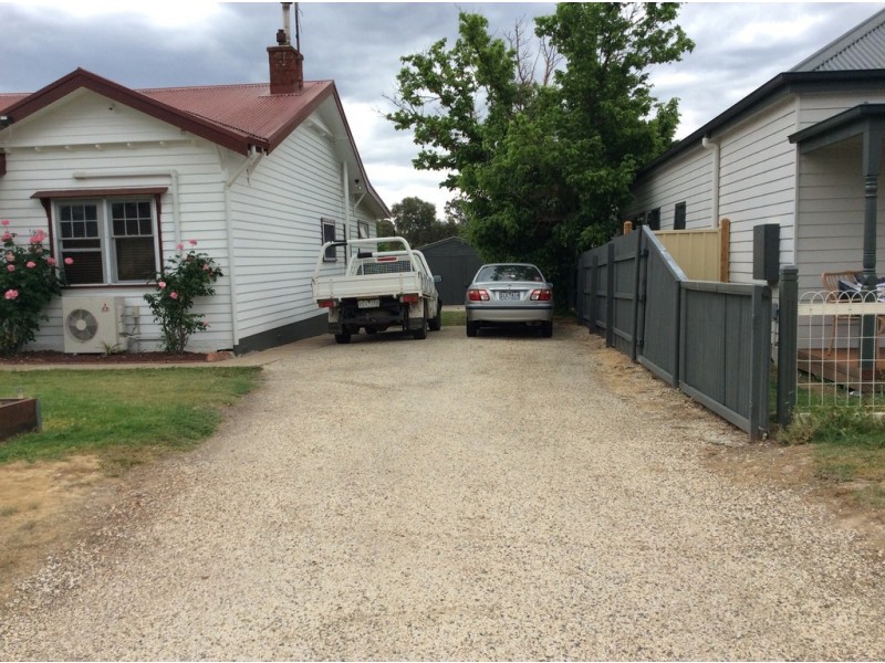 11 Abdullah Road, Seymour VIC 3660