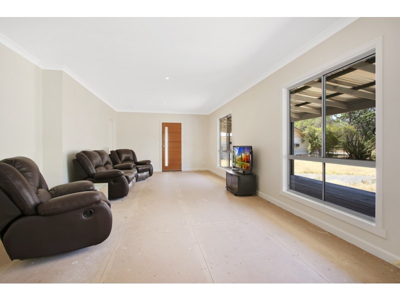 30-32 Maxfield Street, Longwood VIC 3665