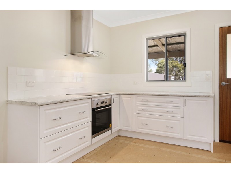 30-32 Maxfield Street, Longwood VIC 3665