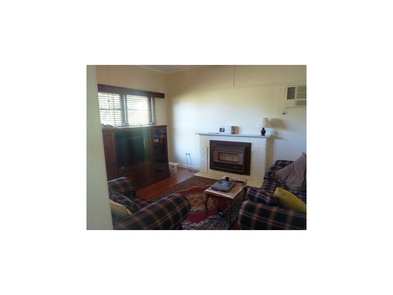 21 Tehan Street, Seymour VIC 3660