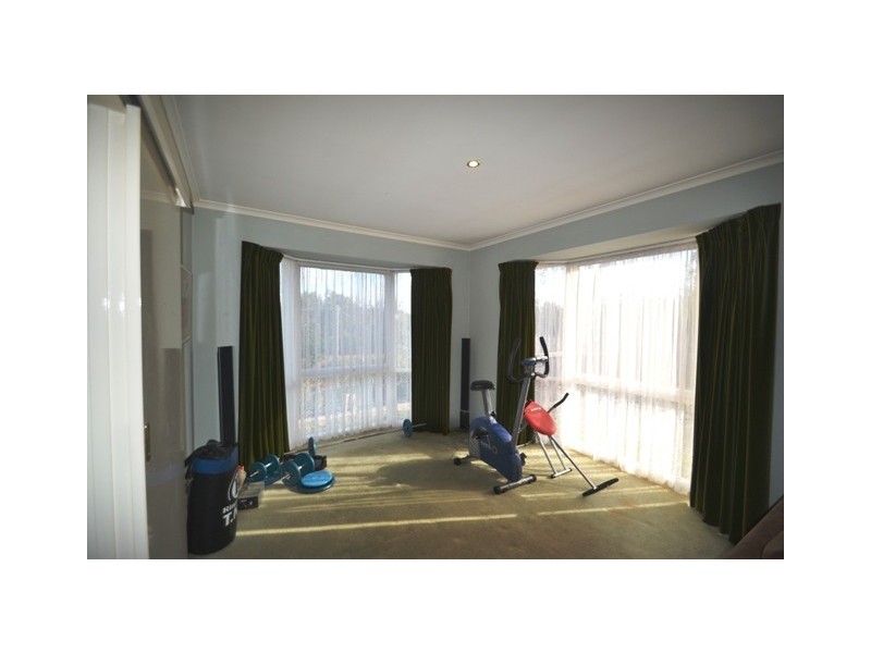 21 Hanley Crescent, Seymour VIC 3660