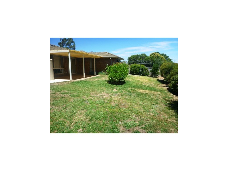 3 Coughlin Court, Seymour VIC 3660