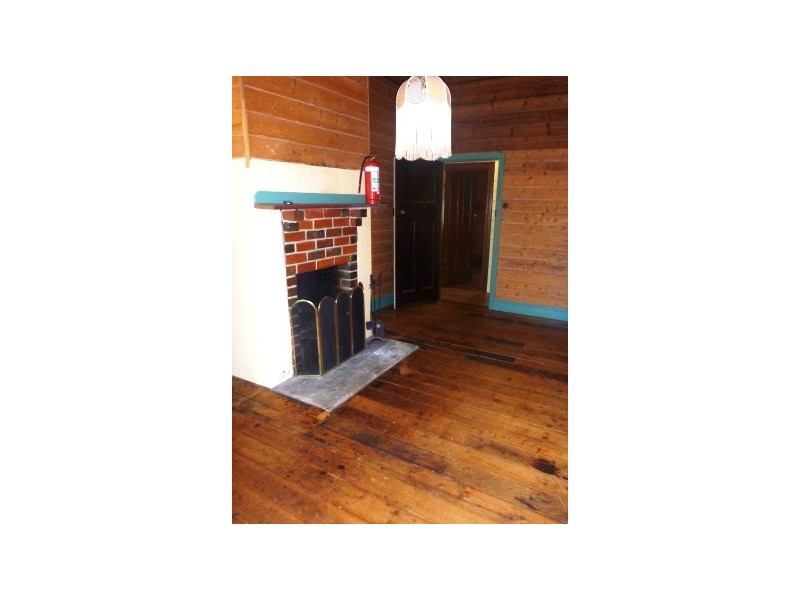 1B  Queen Street, Avenel VIC 3664