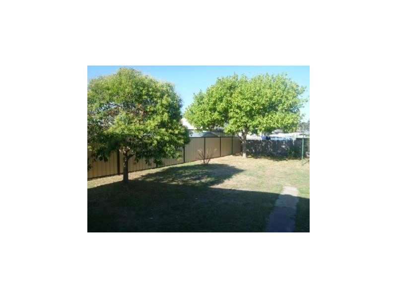 34 Howe Street, Seymour VIC 3660