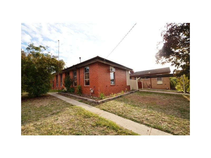 184 Anzac Avenue, Seymour VIC 3660