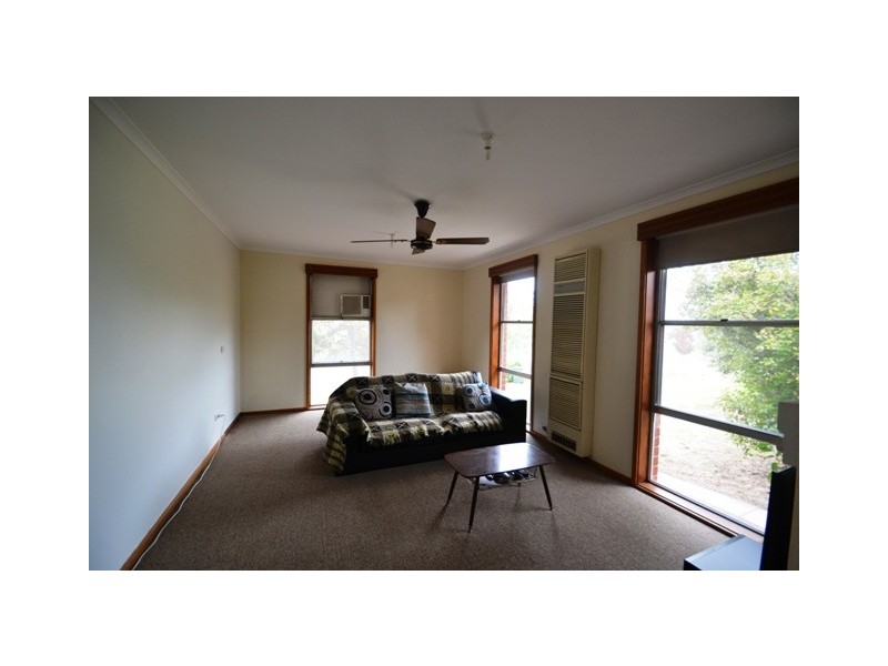 184 Anzac Avenue, Seymour VIC 3660