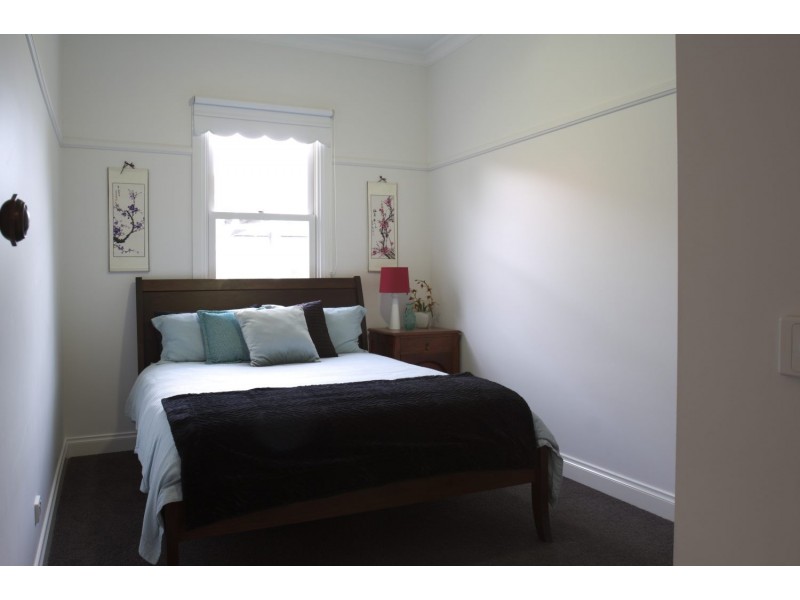 16 Railway Street, Seymour VIC 3660